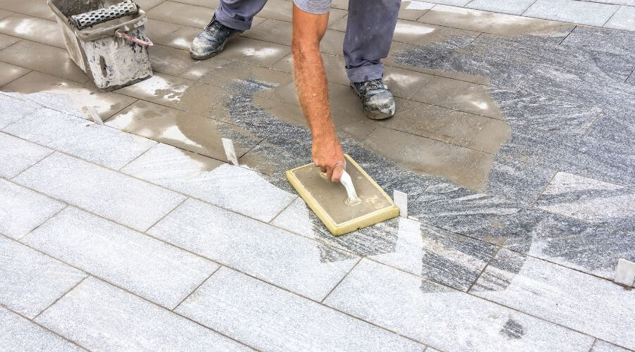 Expert Emergency Roof Repairs services in Reynolds, IL